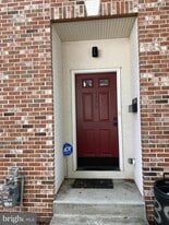 Building Photo - 139 Kingsley St