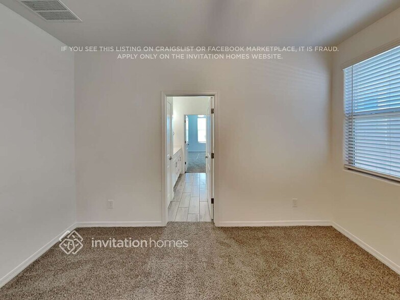 Building Photo - 19856 Exeter Blvd