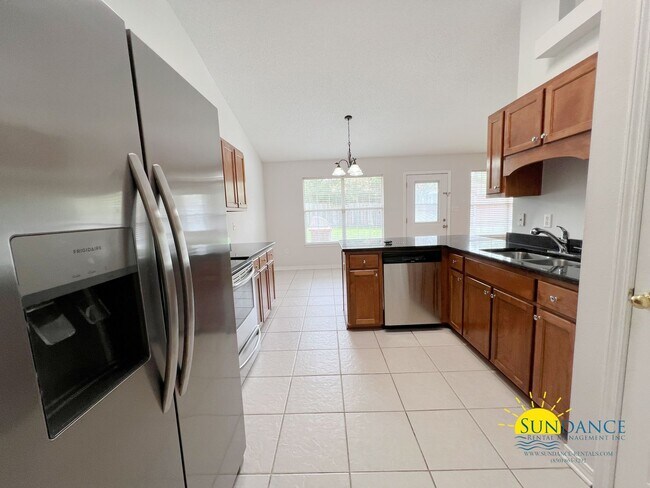 Building Photo - 5406 Josh Dr