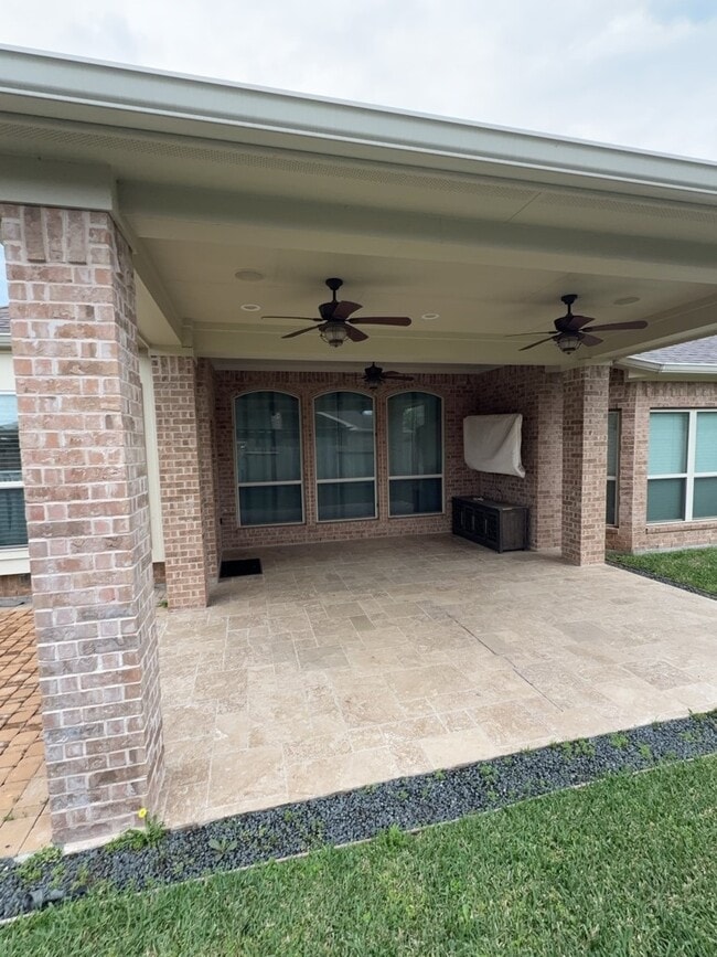 Building Photo - 8211 Mattwood Dr