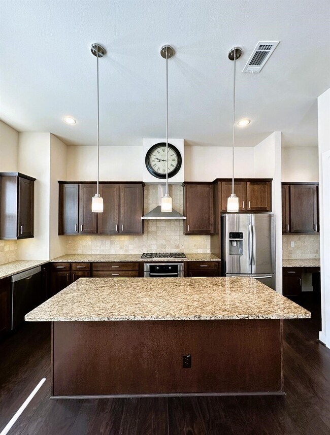 Building Photo - 4406 Eli St