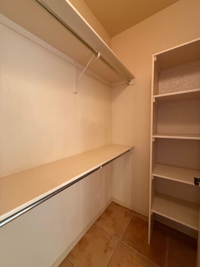 Building Photo - 4804 Camino Dos Vidas