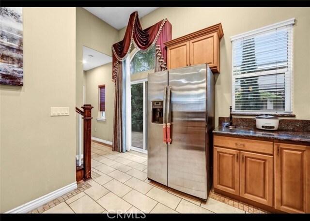 Building Photo - 5517 Welland Ave