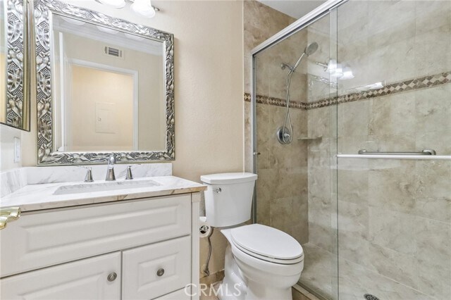 Building Photo - 10 Pantano