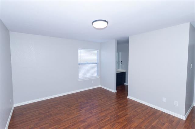 Building Photo - 8301 Skyridge Dr