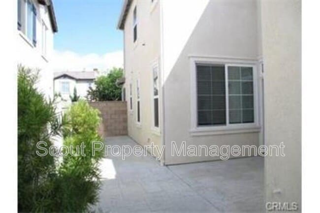 Building Photo - 31875 Domenoe Way