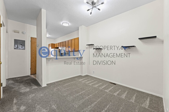 Building Photo - 5334 Beacon Hill Cir