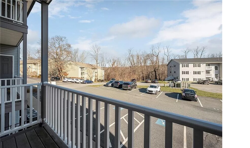 Building Photo - 402 New River Rd