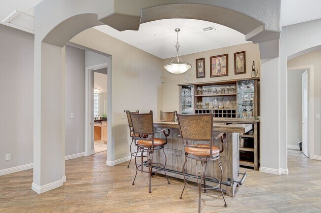 Building Photo - Stunning single-story home in picturesque community!