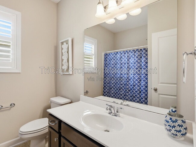 Building Photo - 8029 Crookneck Dr