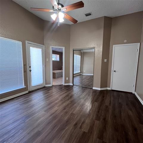 Building Photo - 205 Sunset Dr