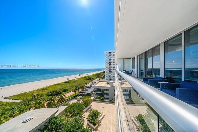 Building Photo - 5875 Collins Ave