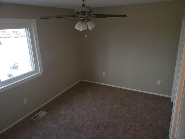 Building Photo - 3594 Friendswood Dr