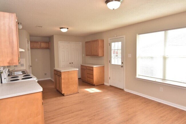 Building Photo - 12745 Lake Conroe Hills Dr