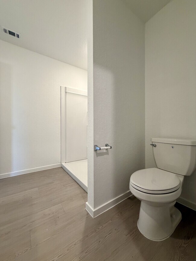 Building Photo - 14536 Azzurro Stone