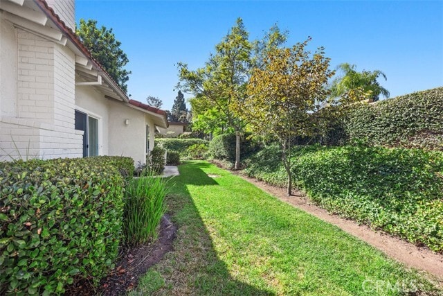 Building Photo - 5011 Duverney