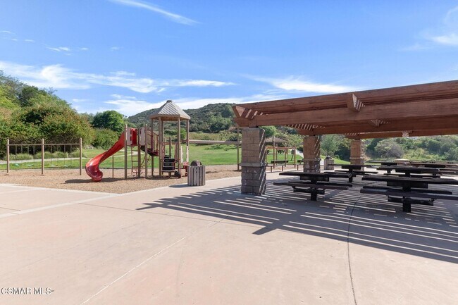 Building Photo - 6320 Ballantine Pl