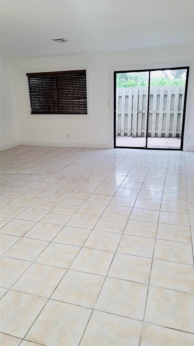 Building Photo - 6506 Dockside Cir