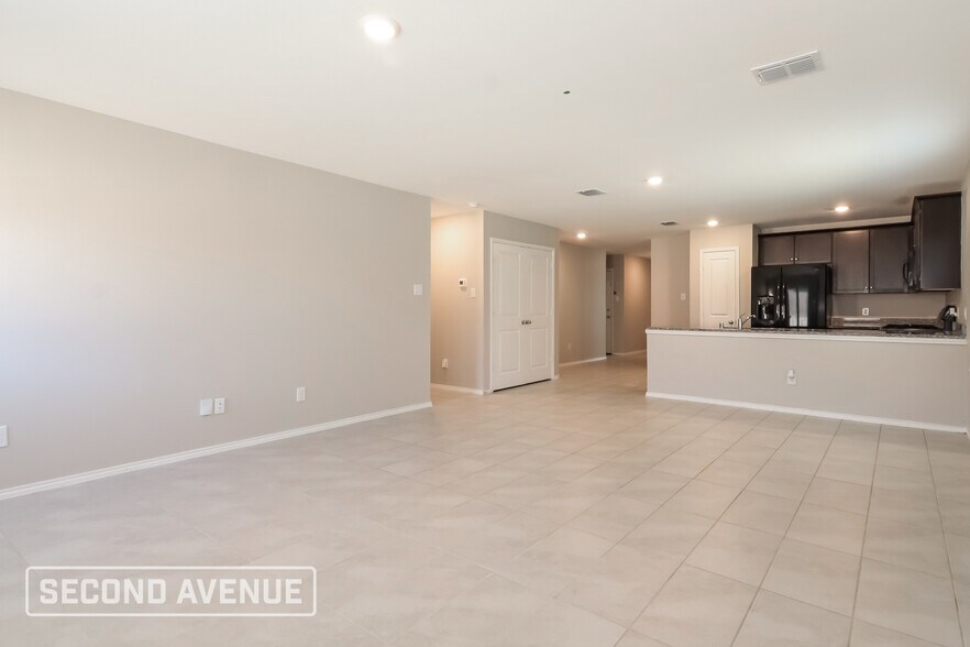 Building Photo - 6088 Determine Ln