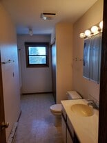 Building Photo - 1354 Cunat Ct