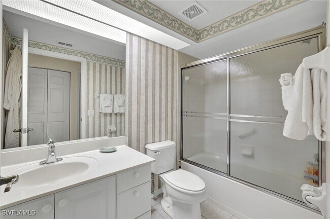 Building Photo - 6883 Redbay Park Rd