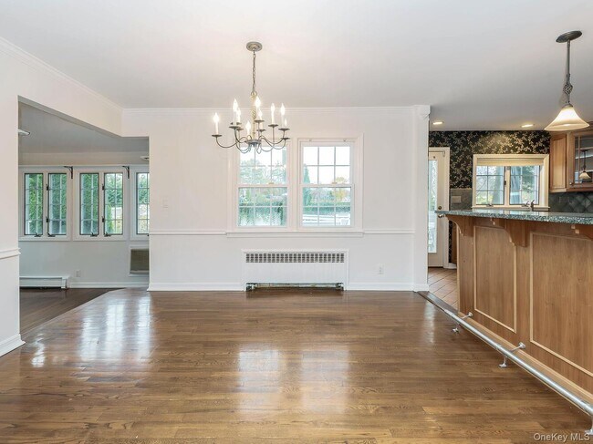 Building Photo - 41 S 4th St