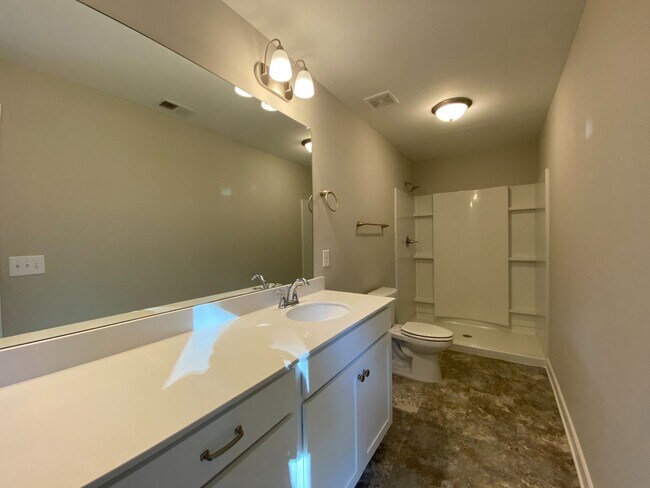 Building Photo - Home for Rent in Pinson, AL!!!! Available to View!