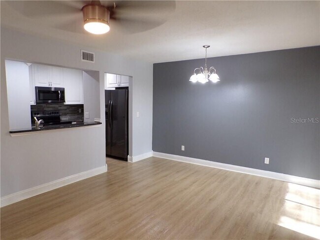 Building Photo - 110 Cypress Woods Ct