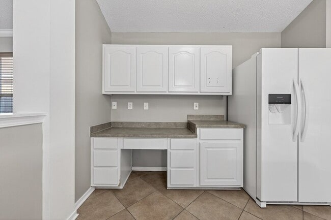 Building Photo - 1602 Trent St