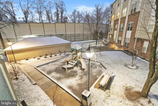 Building Photo - 3015 Nicosh Cir