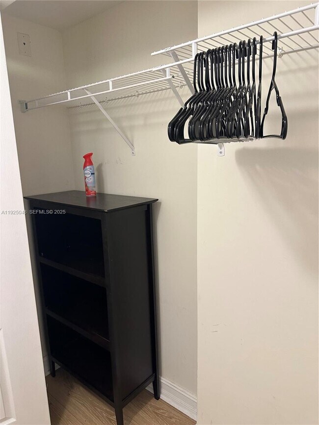 Building Photo - 117 NW 42nd Ave