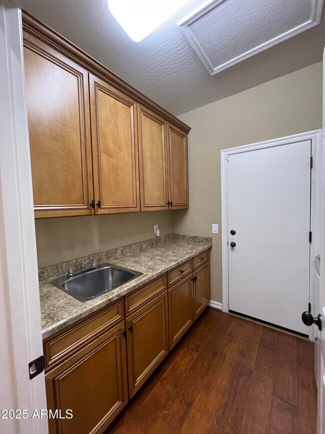 Building Photo - 4730 S Platinum Ct