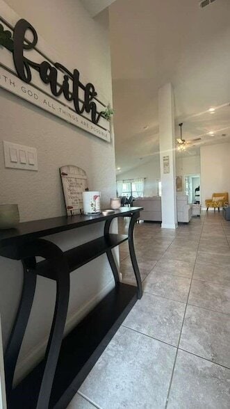 Building Photo - 365 Citrus Pointe Dr