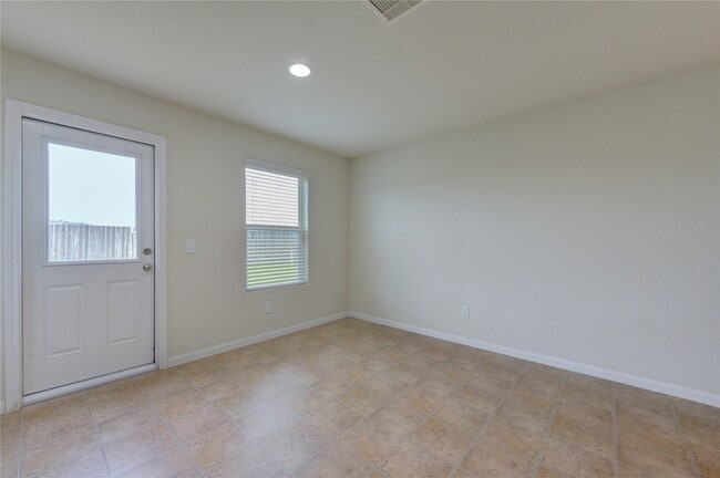 Building Photo - 1315 Pease River Ln