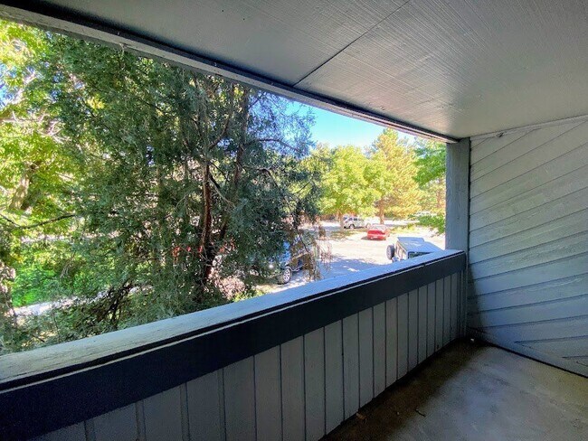 Building Photo - 14046 E Stanford Cir