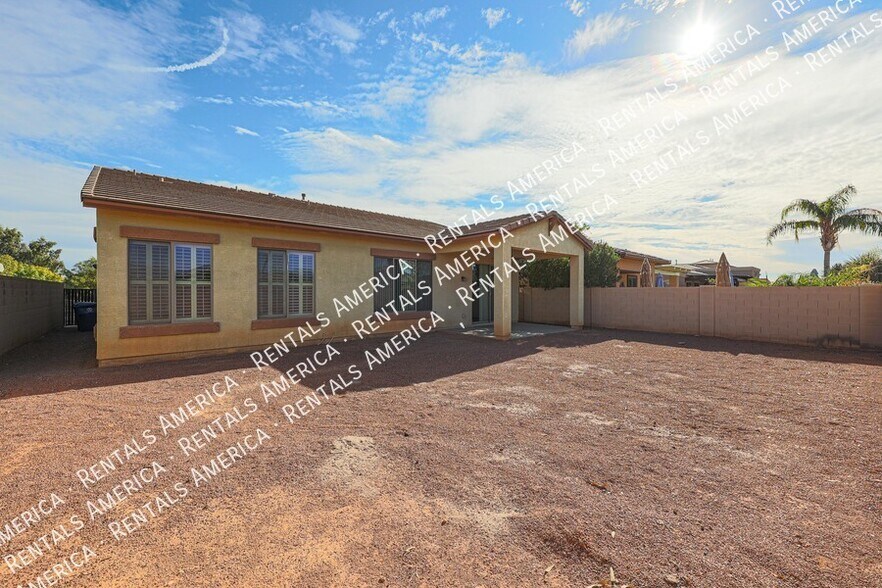 Building Photo - 16218 N 182nd Ln
