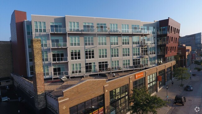 Building Photo - The Overlook on Prospect