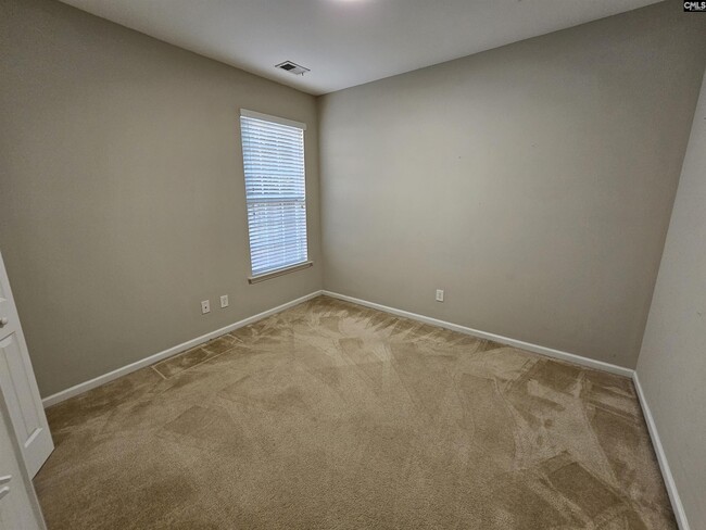 Building Photo - 430 Abbeydale Way
