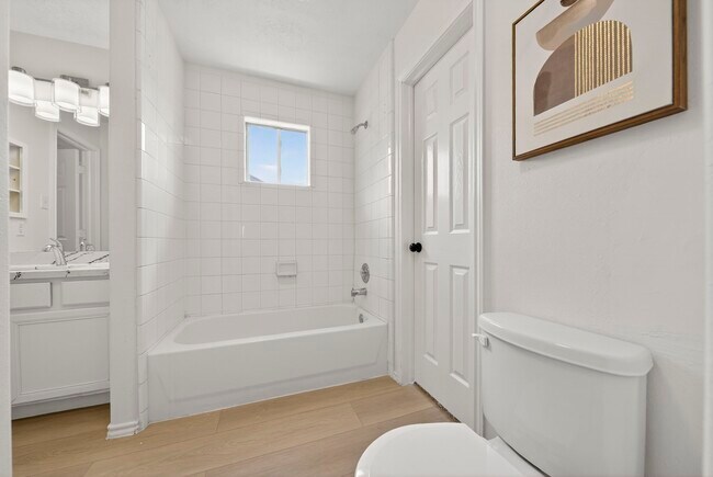 Building Photo - 3315 Berzin Ct