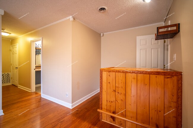 Building Photo - 8709 Olde Colony Trail