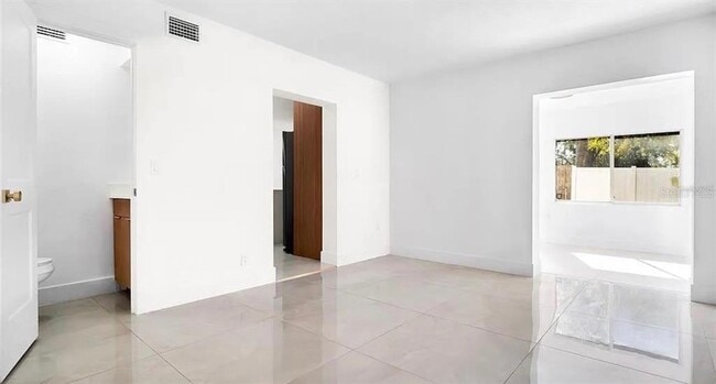 Building Photo - 8641 May Cir