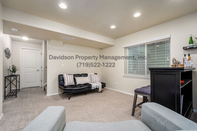 Building Photo - Gorgeous 4 Bedroom House in Lorson Ranch