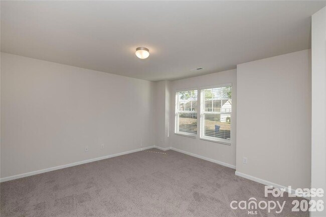 Building Photo - 1419 Amhurst St