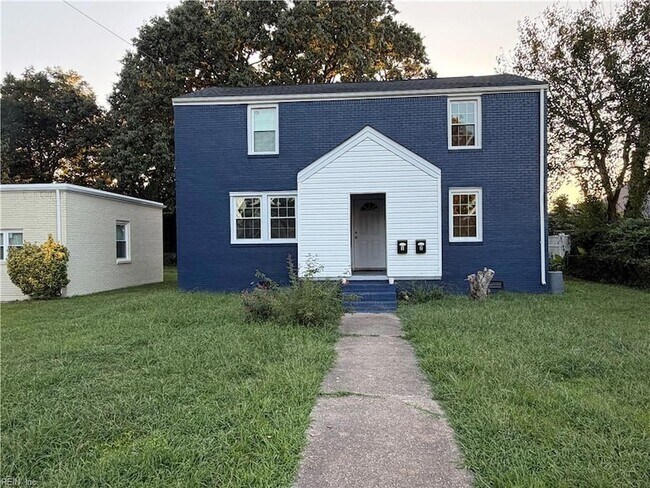 Building Photo - 3145 Hyde Cir