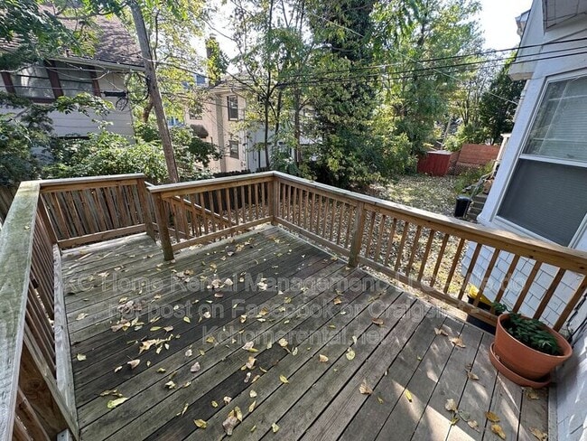 Building Photo - 5119 Grand Ave