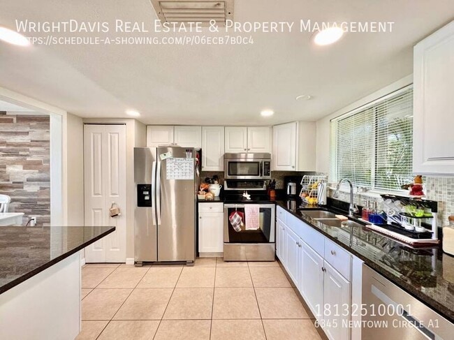 Building Photo - 6345 Newtown Cir