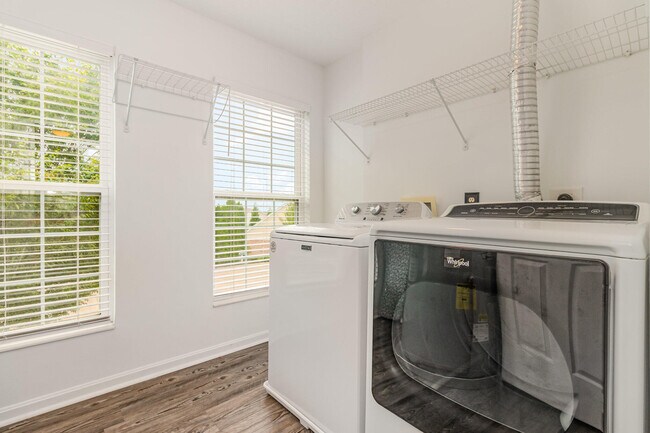 Building Photo - 770 Cantering Hills Way