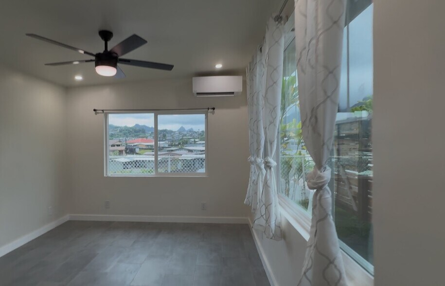 Building Photo - 45-660-660 Luluku Rd