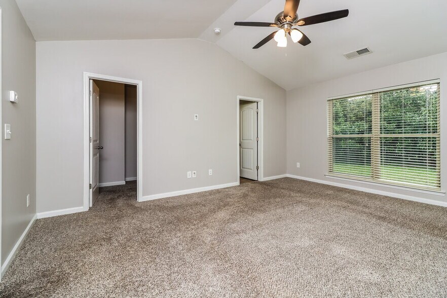 Building Photo - 1184 Stella Ct