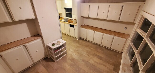 Building Photo - Highway 70 MHC